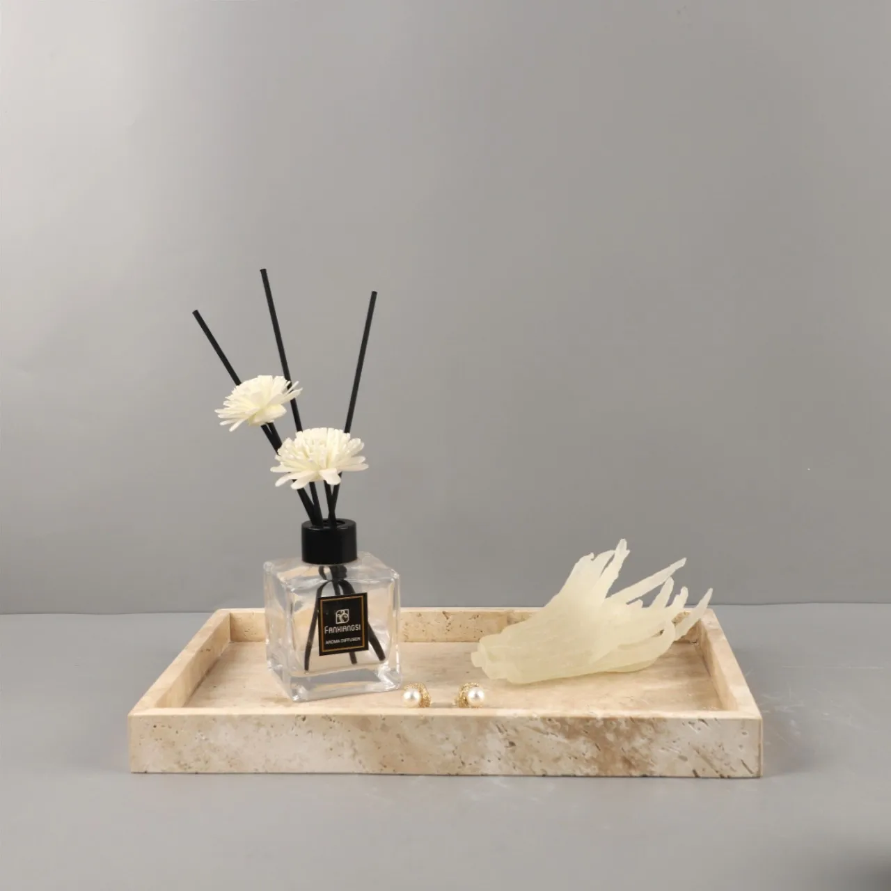丸い石の洞窟の装飾的なトレイ,不規則なアート,ライトイエロー - Food Storage Yellow のレビューと価格